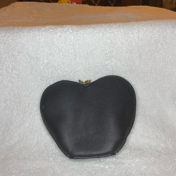 Ladies wallet - Picture 1 of 7